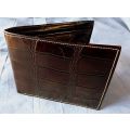 GENUINE  "MULBERRY"  LEATHER  MEN WALLET.  NEW.