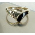 STUNNING VINTAGE RING, STERLING SILVER WITH ONYX. UNUSED CONDITION