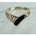 STUNNING VINTAGE RING, STERLING SILVER WITH ONYX. UNUSED CONDITION
