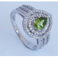 *CD DESIGNER JEWELRY* 1.20ctw Natural Peridot and CZ Ring in Silver- Size 8.25