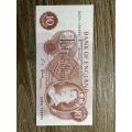 Bank of England  *  10 shilling  *  featuring a young queen  *  Excellent condition