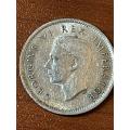 1941 *** 6 Pence  *** Au coin