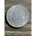 1980 *** Hong Kong $5 *** Thick coin