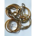 Various Jewellery pieces from Deceased Estate for auction. Ending soon.