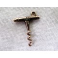 VERY RARE VINTAGE SOLID 9 CARAT GOLD WINE CORKSCREW CHARM FULLY MARKED