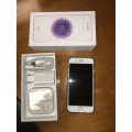 iPhone 6 16GB Silver - in perfect condition (secondhand)