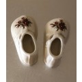 VINTAGE PORCELAIN TWO BABY SHOES
