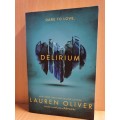Delirium : Lauren Oliver (Paperback)