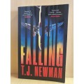 Falling : T.J Newman (Paperback)