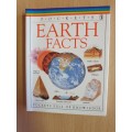 Puffin Pockets - Earth Facts  (Paperback)