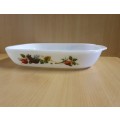 Vintage JAJ Pyrex Dish - Made in England (28cm x 22cm. height 5cm)