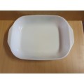 Vintage JAJ Pyrex Dish - Made in England (28cm x 22cm. height 5cm)