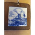 Small Blue & White Delft Wall Hanging (9cm x 9cm)