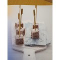 Cake and Cookie Pops - More than 50 fun treats on sticks (Paperback)