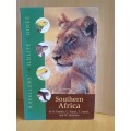 Raveller`s Wildlife Guides - Southern Africa by B. Branch, C. Stuart, T. Stuart, W. Tarboton