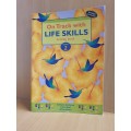 On Track with Life Skills Activity Book : Barbara Atcheson, Fiona Beal - Grade 2