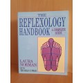 The Reflexology Handbook - A Complete Guide: Laura Norman (Paperback)