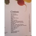 The Vegetarian Gourmet - The Complete Vegetarian Cookbook: Paul Southey (Hardcover)