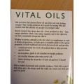 Vital Oils - Discover the dietary secret of oils : Liz Earle (Paperback)