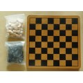 WOODEN CHESS SET - OAK FINISH BOARD - SOLID WOOD HAND CARVED CHESS PIECES
