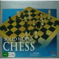 WOODEN CHESS SET - OAK FINISH BOARD - SOLID WOOD HAND CARVED CHESS PIECES