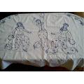 Vintage hand embroidered linen tablecloth 1930s - 1960s