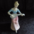 Royal Doulton Figurine Series: Teenagers "Melody" HN 2202