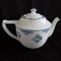 Adderleys `Arbroath` D7575 Medium Teapot
