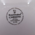 Royal Doulton Plate `Garmina` (28 cm in diam)