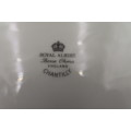 Royal Albert `Chantilly` Dinner Plates x 6