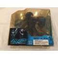 5 x Alien vs Predator figurines
