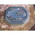 DM84Sale "Sweet William" Octagonal Tin with Lid @@@ Crazy Low R1 Start