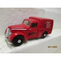 DIE CAST MATCHBOX DINKY : COMMER VAN - LOT 832K