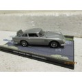 DIE CAST : 007 COLLECTION - ASTON MARTIN DB5  'THUNDERBALL' - LOT 595N
