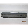 OO SCALE : TRI-ANG PASSENGER COACH WITH SKY ROOF (MADE IN SOUTH AFRICA) - LOT 573R