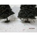 HO SCALE : x3 PINE TREES - LOT 475T