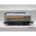 OO SCALE  HORNBY TANKER "SHELL OILS" - LOT 622W