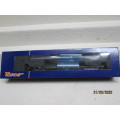 HO SCALE : ROCO LONG FLAT CAR WITH GREY PIPE LOAD (BOXED) - LOT 891z