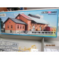 HO SCALE : KIBRI LARGE STATION BUILDING SHED (BOXED) - LOT 48AA