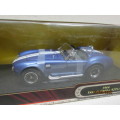 1:18 SCALE : ROAD SIGNATURE SHELBY COBRA 427S/C 1964 (BOXED) - LOT 891AA