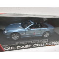 REDUCED TO CLEAR - 1:18 SCALE : MOTORMAX MERCEDES BENZ SL 500  (BOXED)