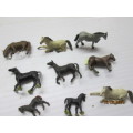 HO SCALE : VARIOUS HORSES - X11