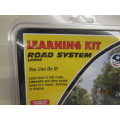 HO SCALE : WOODLANDS : ROAD SYSTEM LEARNING KIT