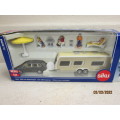 1:55 SCALE : SIKU : CAR WITH CARAVAN AND FIGURINES - BOXED