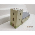 OO SCALE : LARGE CASTLE TYPE CHURCH BUILDING