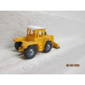 HO SCALE : ENTRY LEVEL BULLDOZER