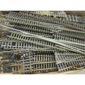 OO / OO SCALE : X1 BEER BOX WITH SCRAP / CUT OFFS - TRACK