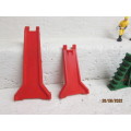 SCALEXTRIC TRACK SUPPORTS + FIGURINES