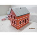 OO SCALE : L-SHAPED RAILWAY STATION BUILDING