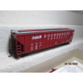 HO SCALE : ROUNDHOUSE - COVERED HOPPER WAGON - BOXED